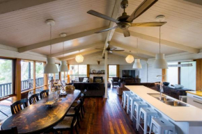 Beautiful Large Home, Big Bay Views, Open Fire